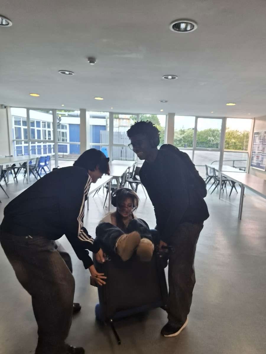 J3