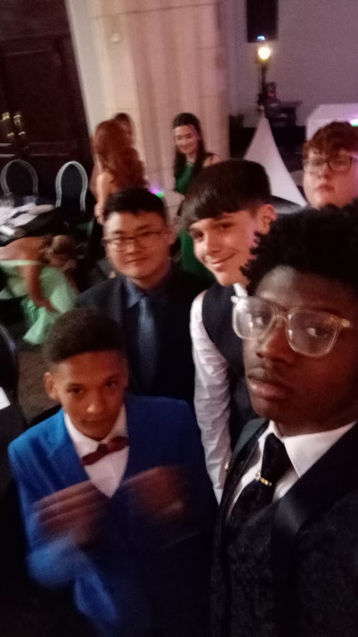 Prom Gng